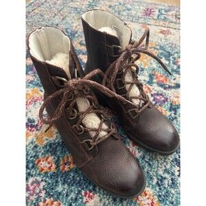 Sorel Women's Phoenix Short Lace Up Cozy Sherpa Leather Brown Boots Size 7.5